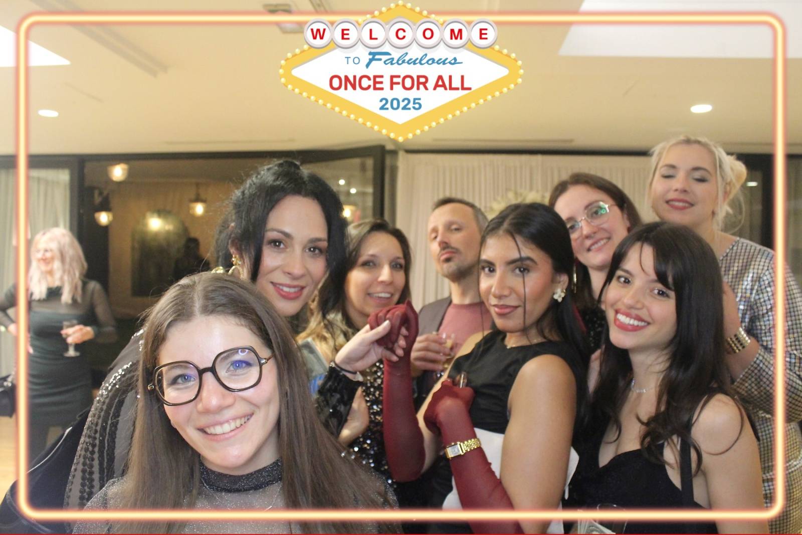 Location de Photobooth pour un séminaire d'entreprise à Bourgoin-Jallieu dans l'Isère 38