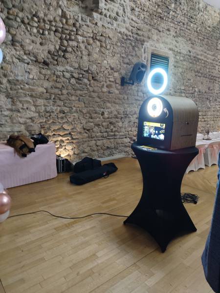 Memoriabox photobooth unique en France Sur Lyon