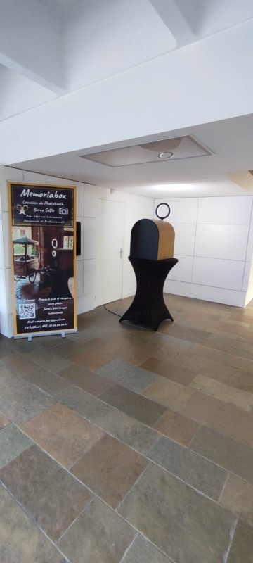 Louer un photobooth pas cher pour événements professionnels sur Lyon et son secteur 