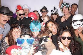 Location photobooth pour entreprise à Lyon et Bourgoin Jallieu.